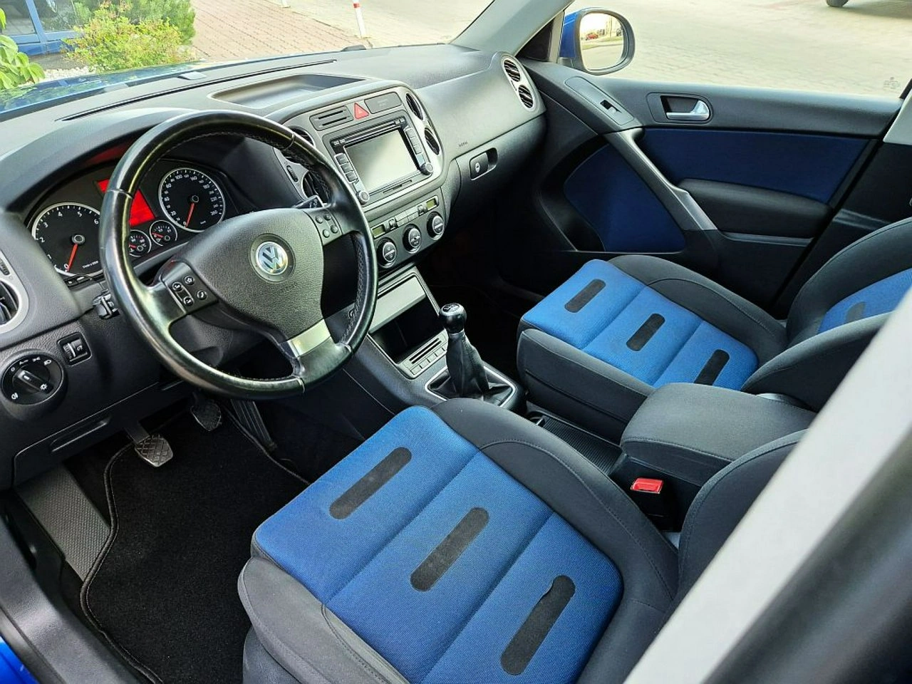 Volkswagen Tiguan - Zdjęcie 9