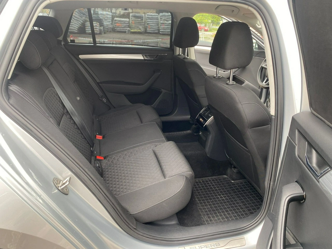 Skoda Superb - Zdjęcie 16