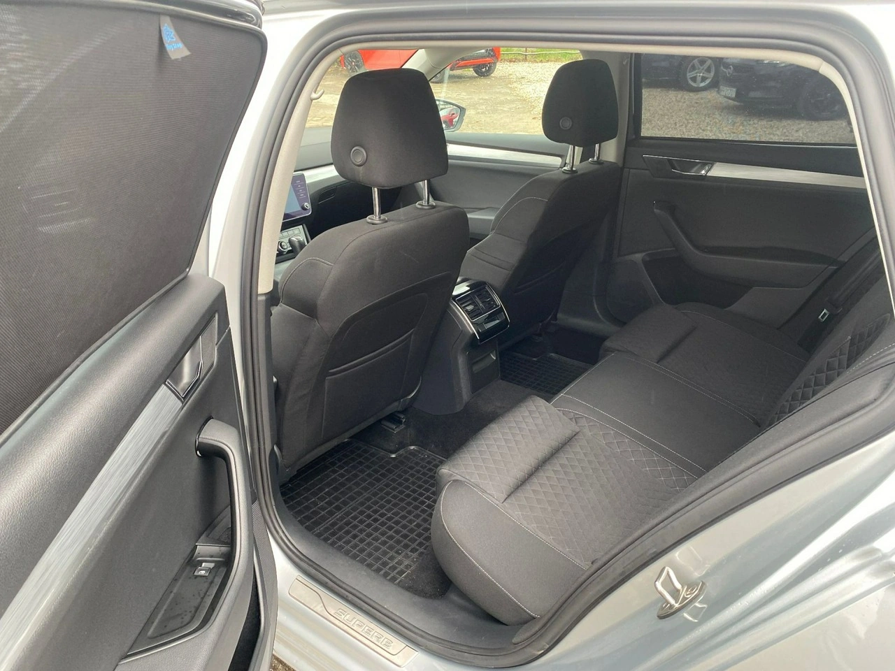 Skoda Superb - Zdjęcie 9