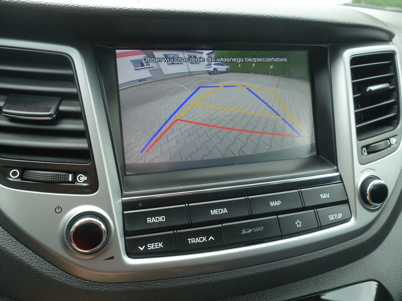 Hyundai Tucson - Zdjęcie 24