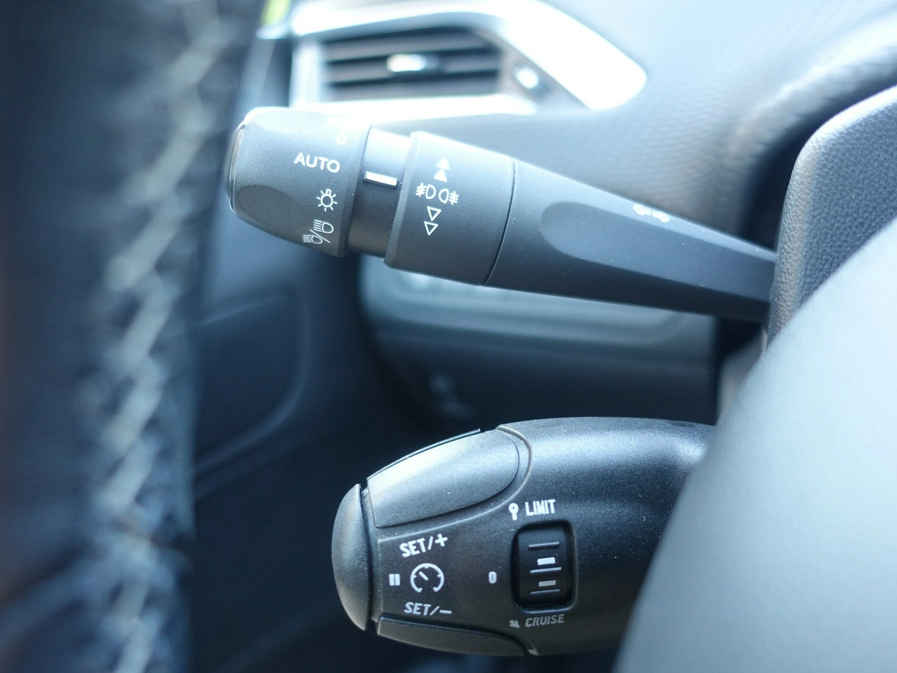 Peugeot 2008 - Zdjęcie 18