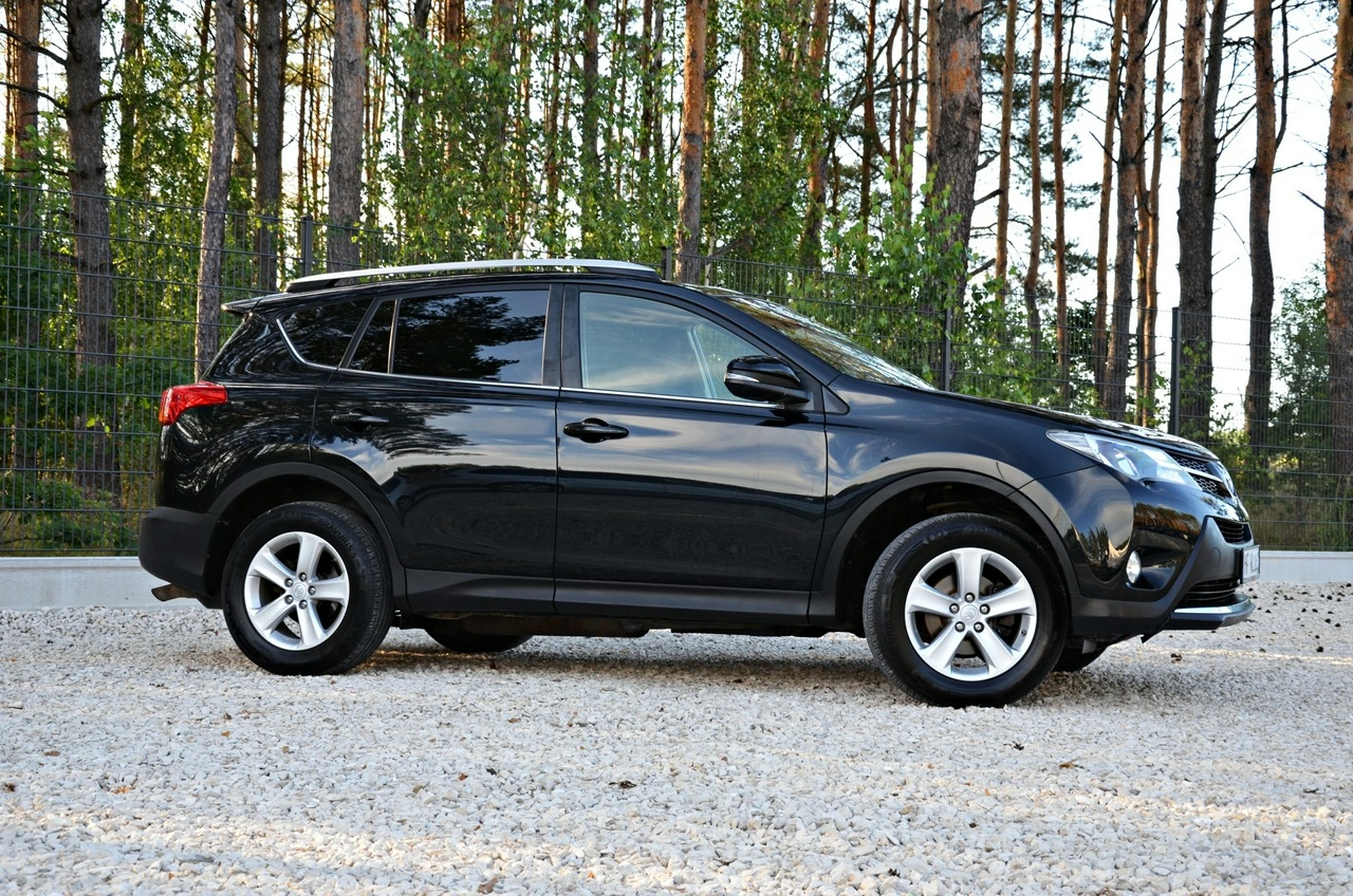 Toyota RAV-4 - Zdjęcie 13