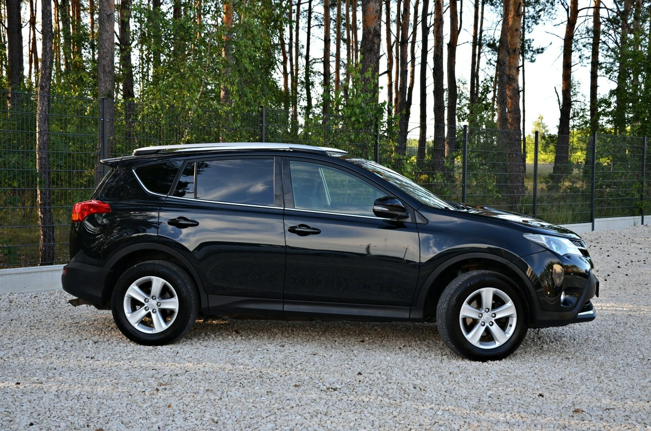 Toyota RAV-4 - Zdjęcie 14
