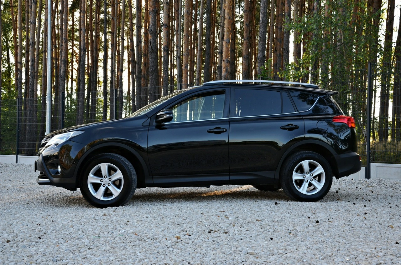 Toyota RAV-4 - Zdjęcie 17