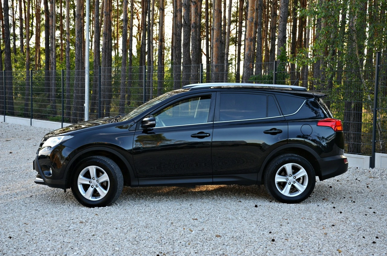 Toyota RAV-4 - Zdjęcie 18