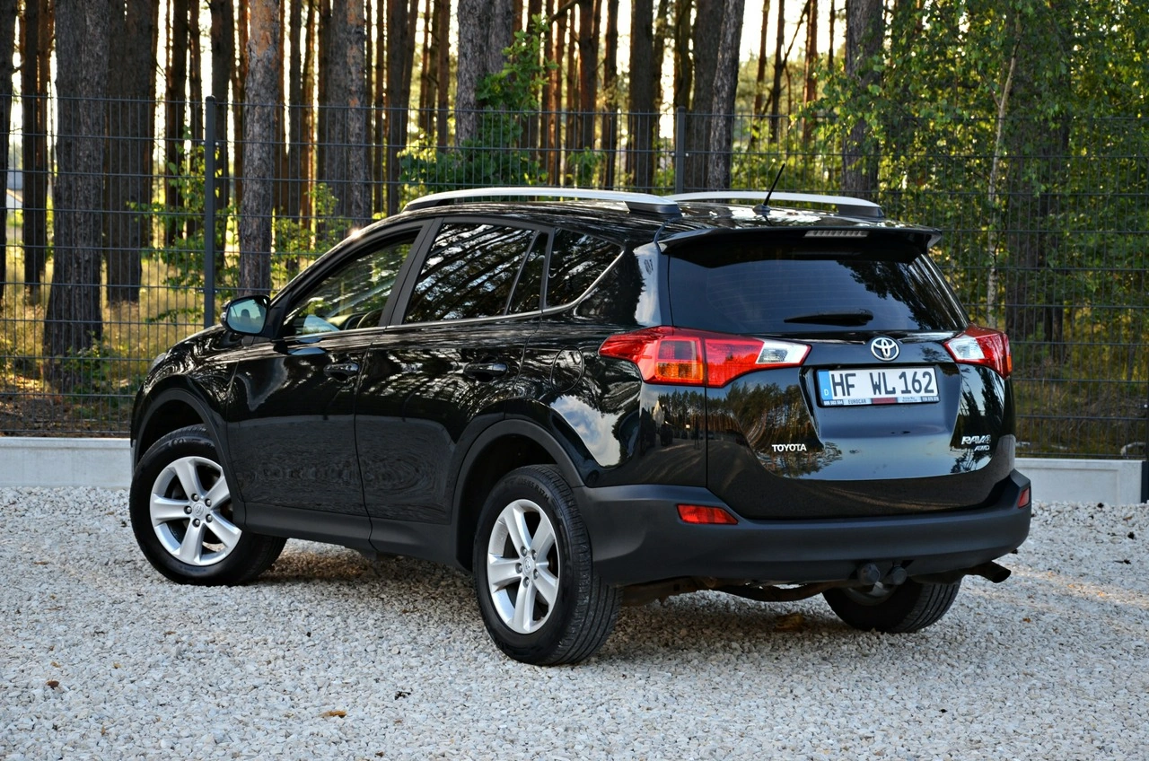 Toyota RAV-4 - Zdjęcie 2