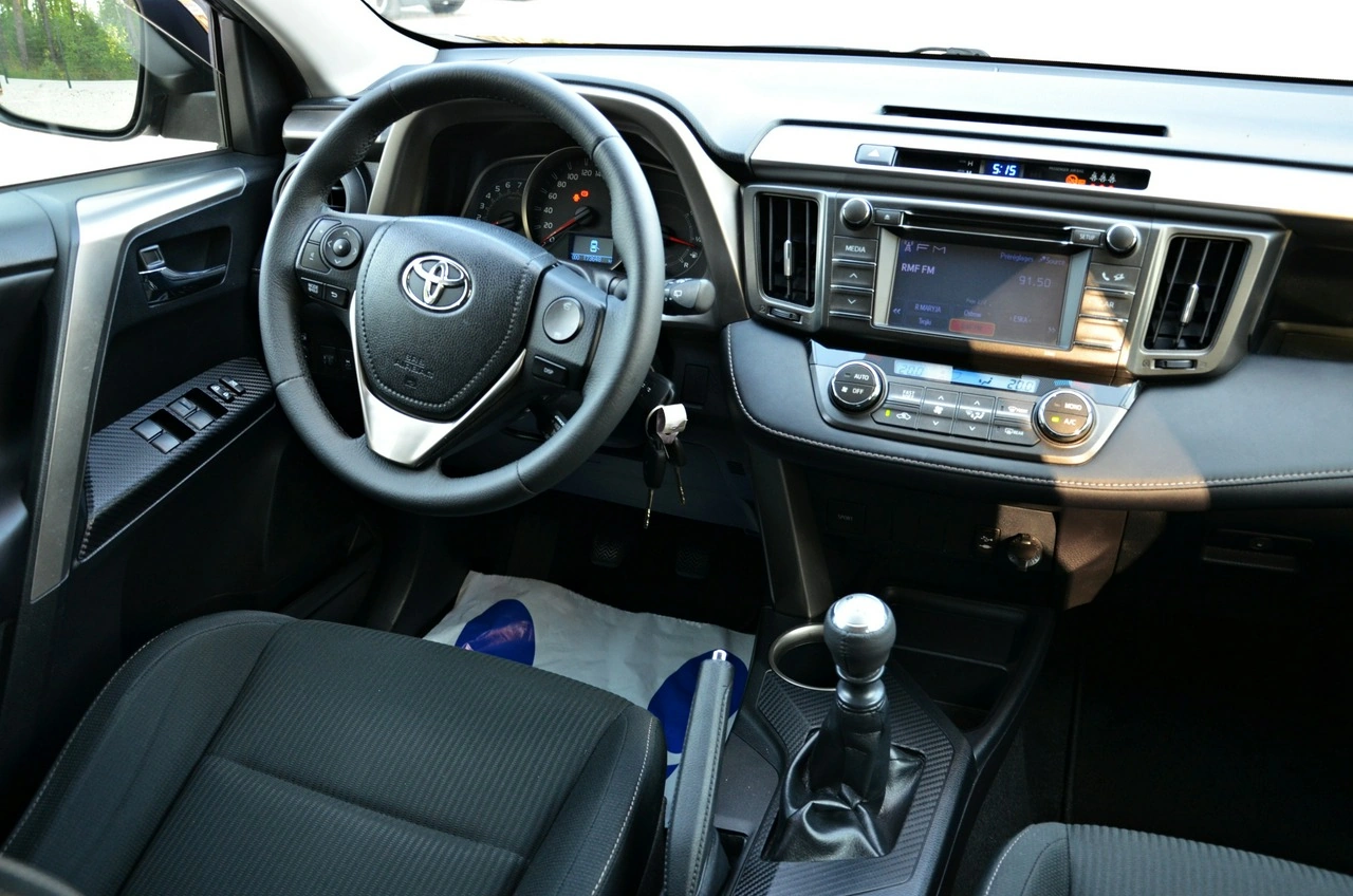 Toyota RAV-4 - Zdjęcie 36