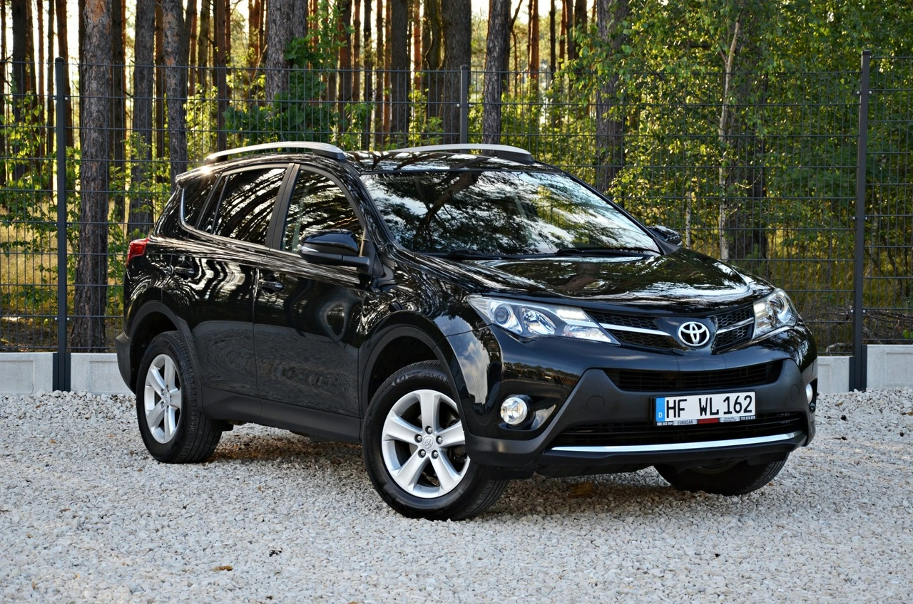 Toyota RAV-4 - Główne zdjęcie