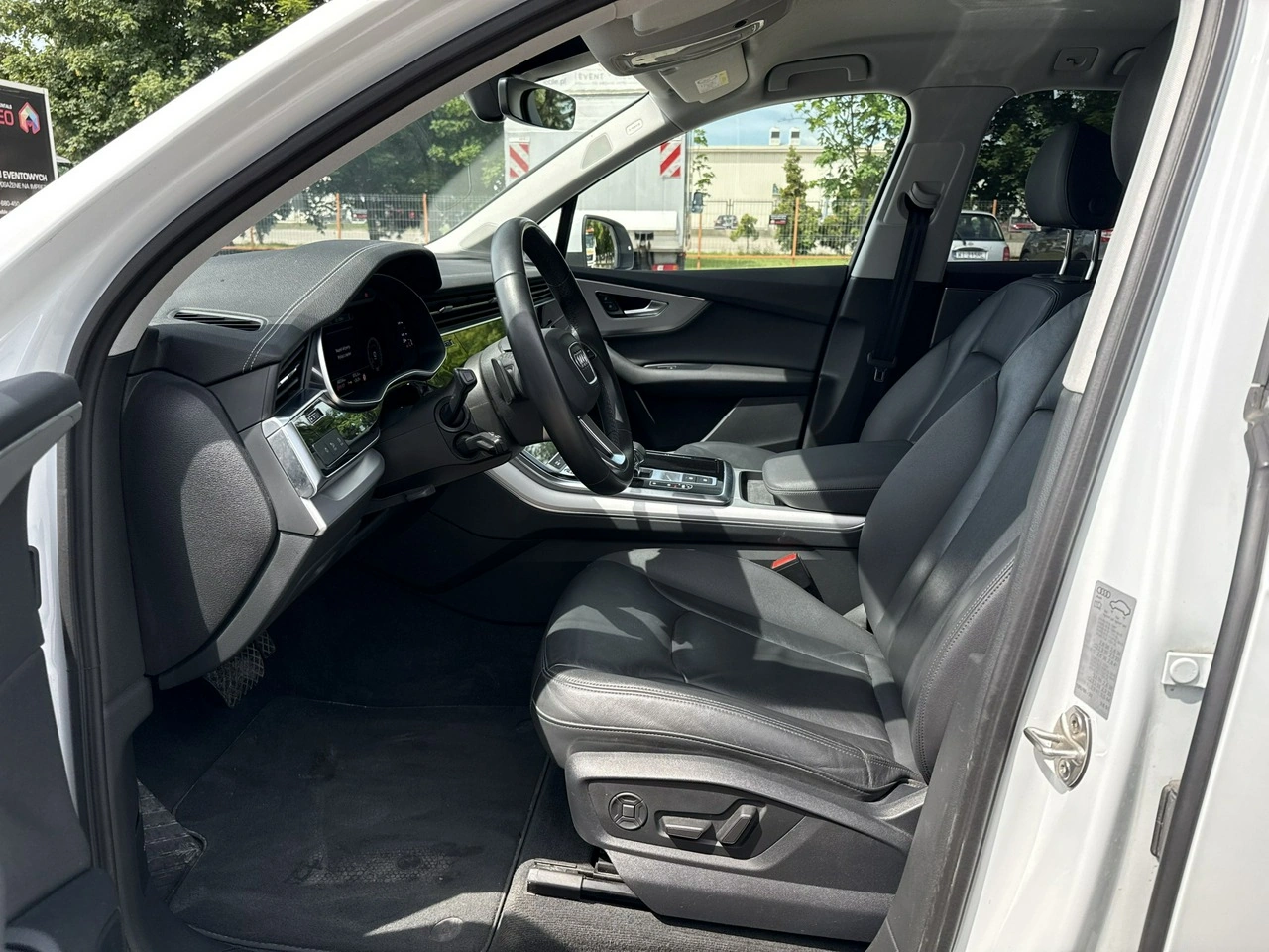 Audi Q7 - Zdjęcie 10