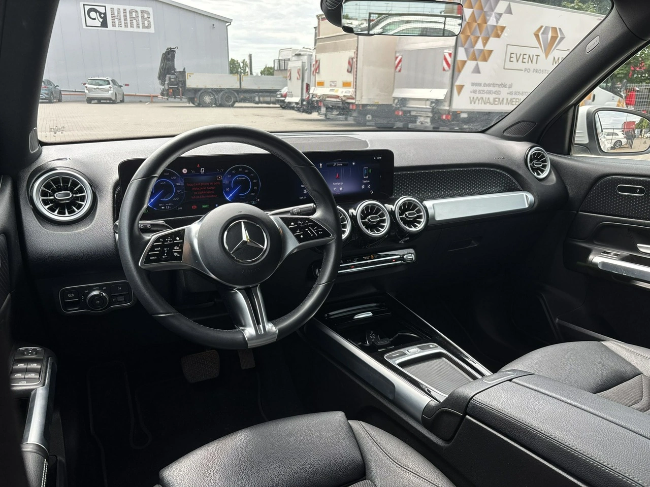 Mercedes EQB - Zdjęcie 11