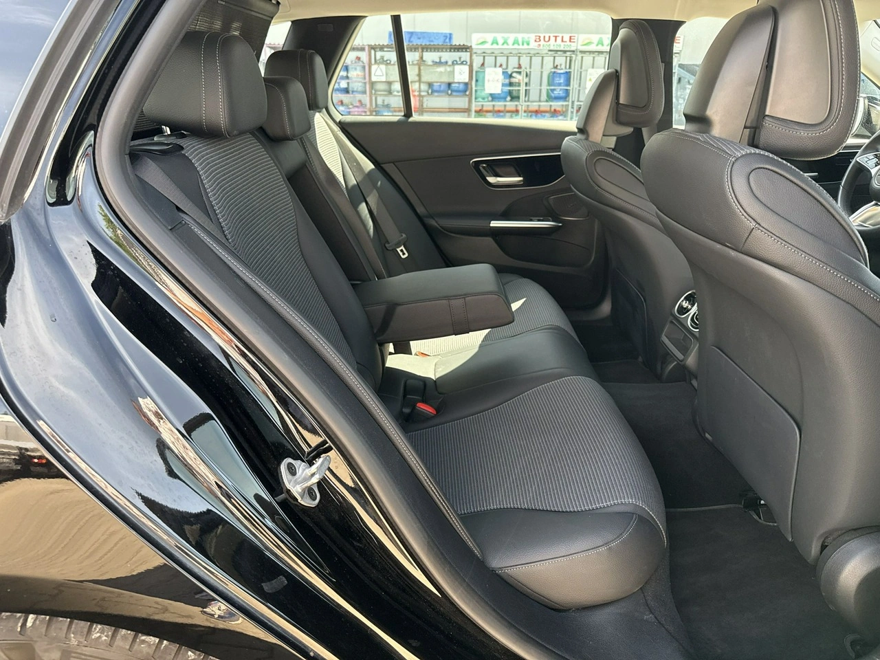 Mercedes C 220 - Zdjęcie 18