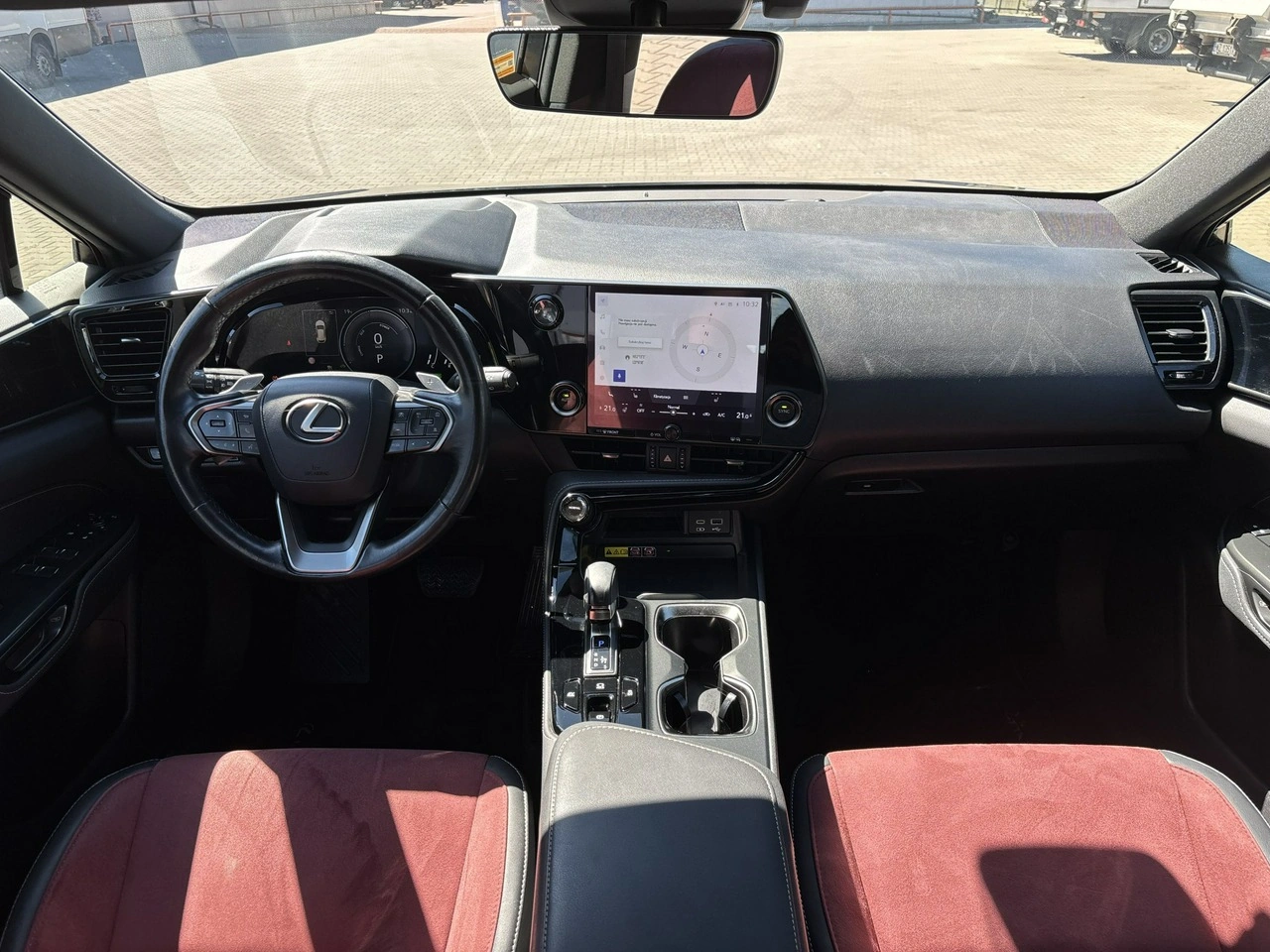 Lexus NX - Zdjęcie 12