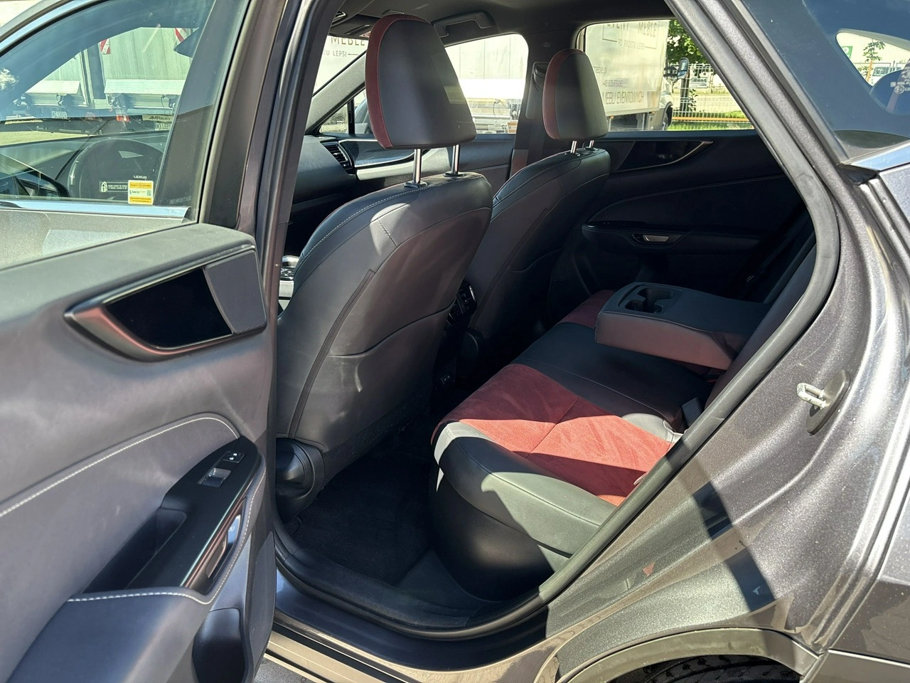 Lexus NX - Zdjęcie 19
