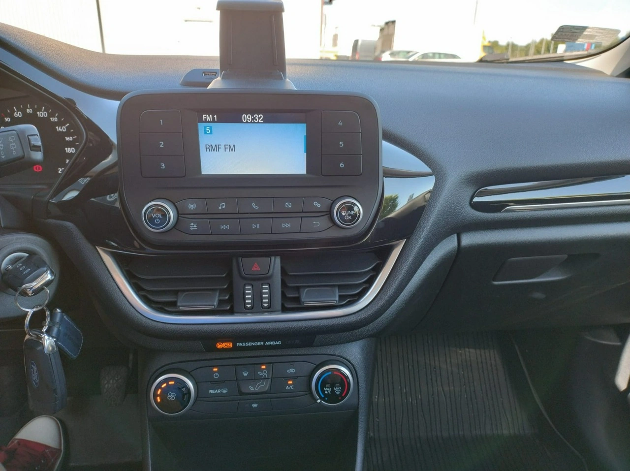 Ford Fiesta - Zdjęcie 10