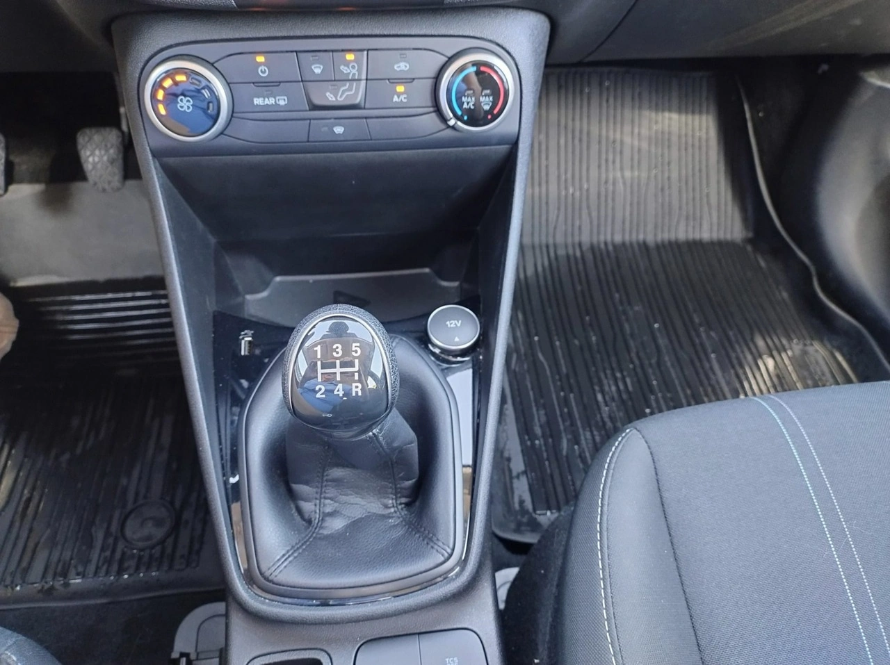 Ford Fiesta - Zdjęcie 11
