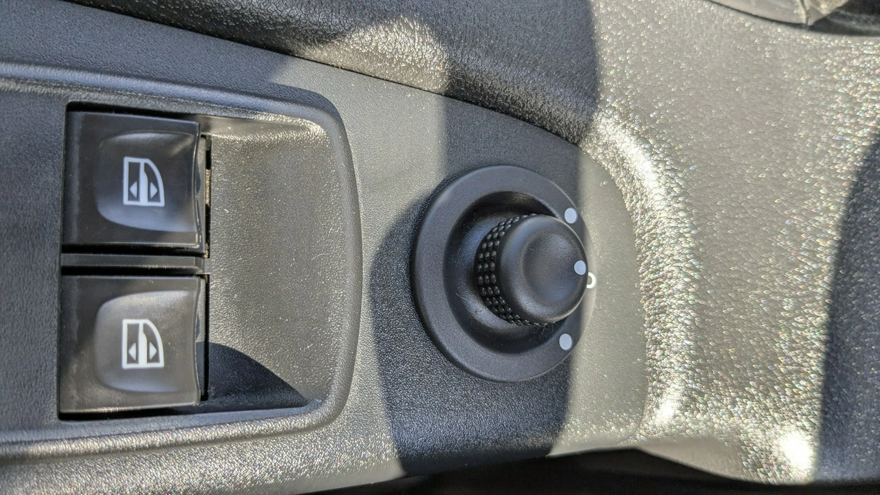 Renault Trafic - Zdjęcie 31