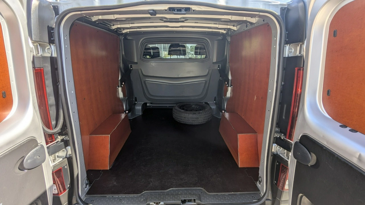 Renault Trafic - Zdjęcie 35