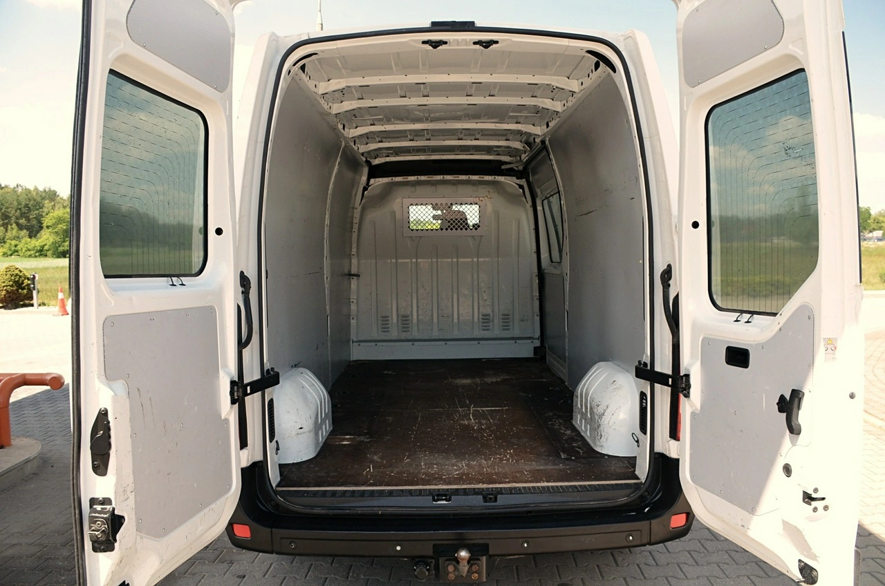 Nissan NV 400 - Zdjęcie 10