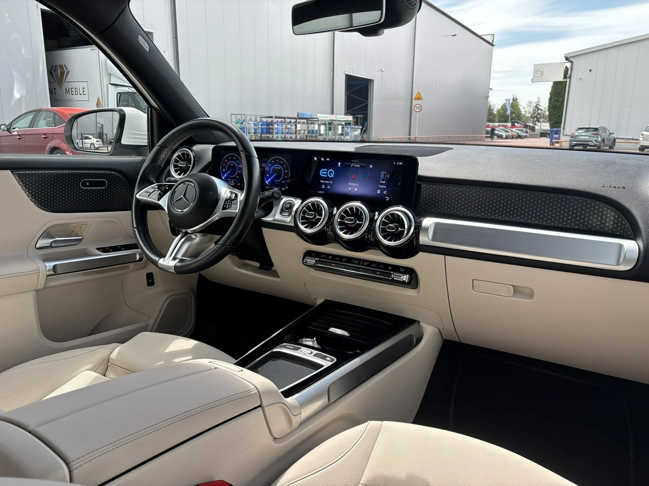 Mercedes EQB - Zdjęcie 13
