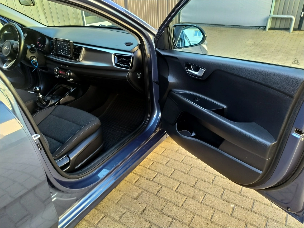 Kia Rio - Zdjęcie 20