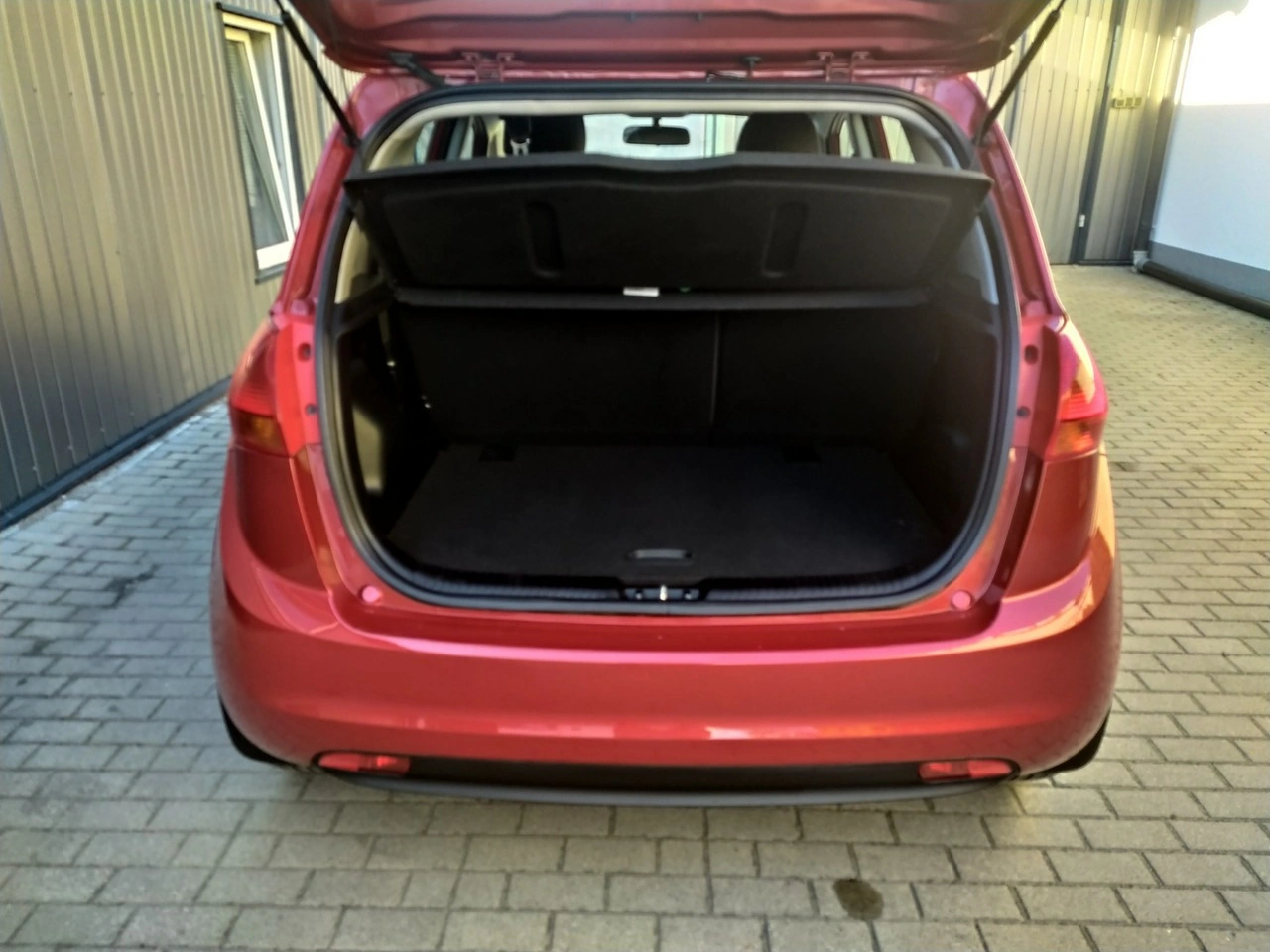 Kia Venga - Zdjęcie 22