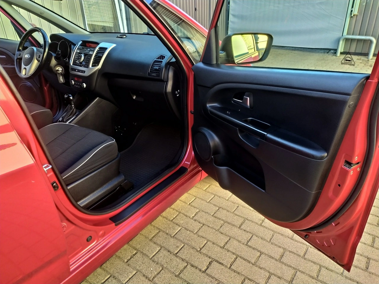 Kia Venga - Zdjęcie 24
