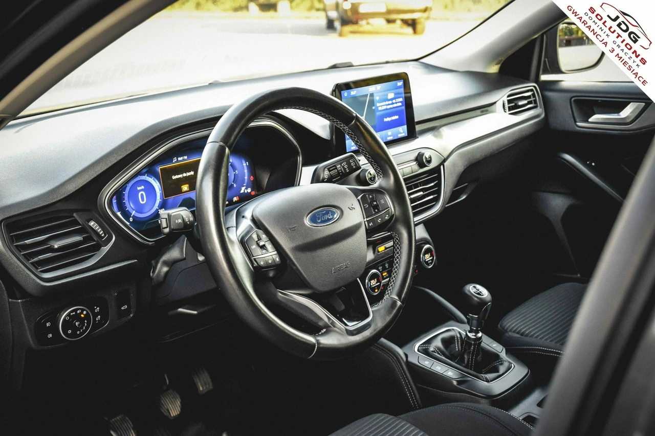 Ford Focus - Zdjęcie 17