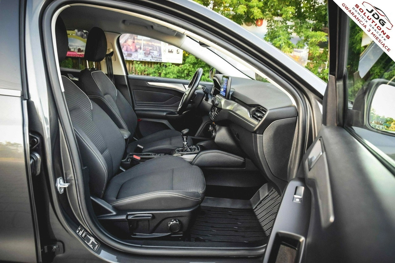 Ford Focus - Zdjęcie 30