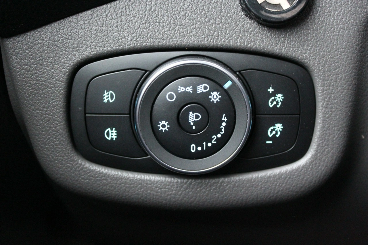 Ford Tourneo Connect - Zdjęcie 19