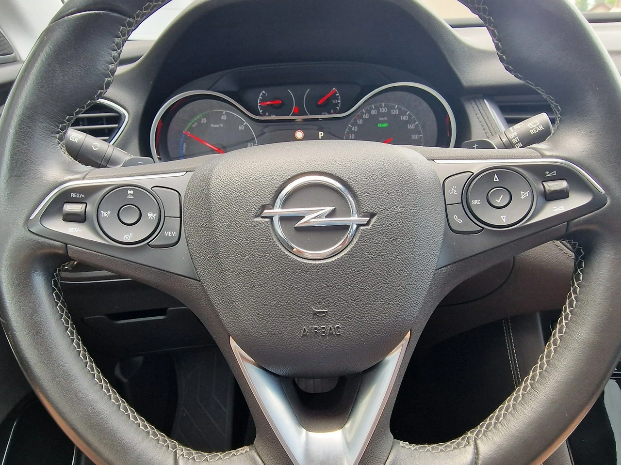 Opel Grandland X - Zdjęcie 35