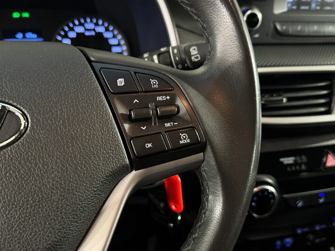 Hyundai Tucson - Zdjęcie 15