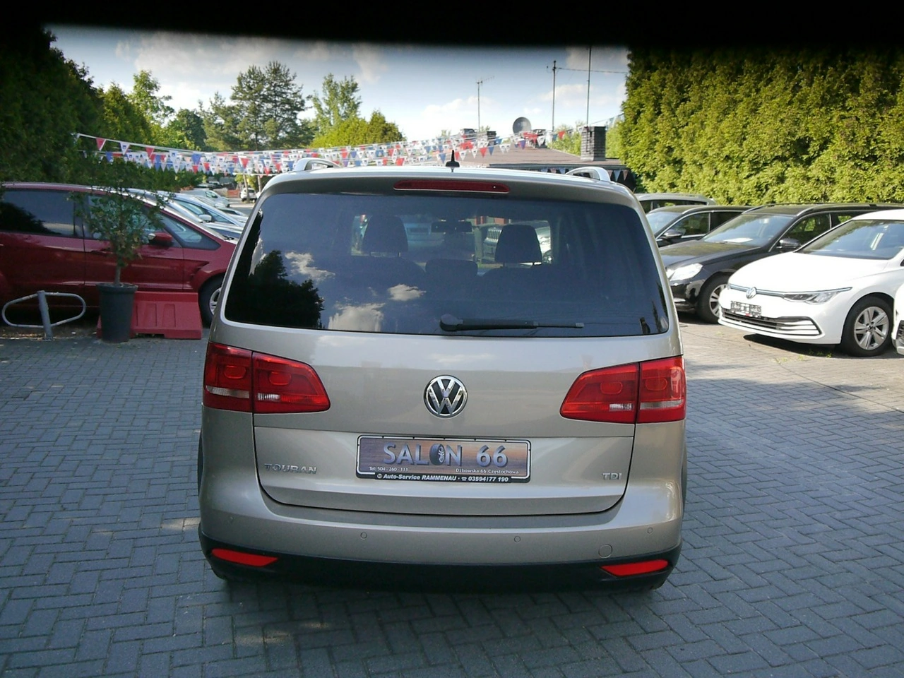 Volkswagen Touran - Zdjęcie 11