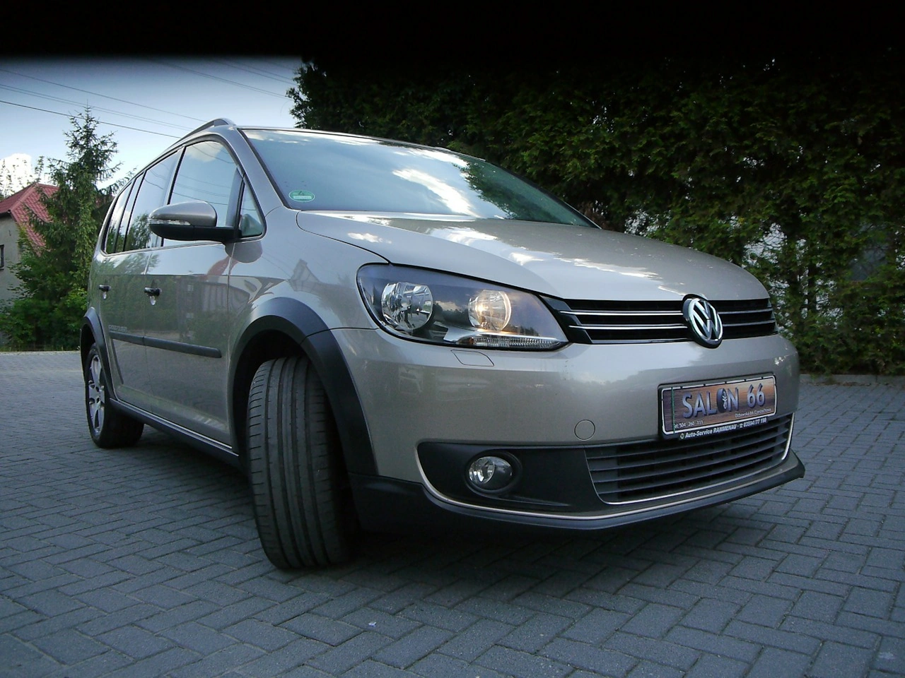 Volkswagen Touran - Zdjęcie 14