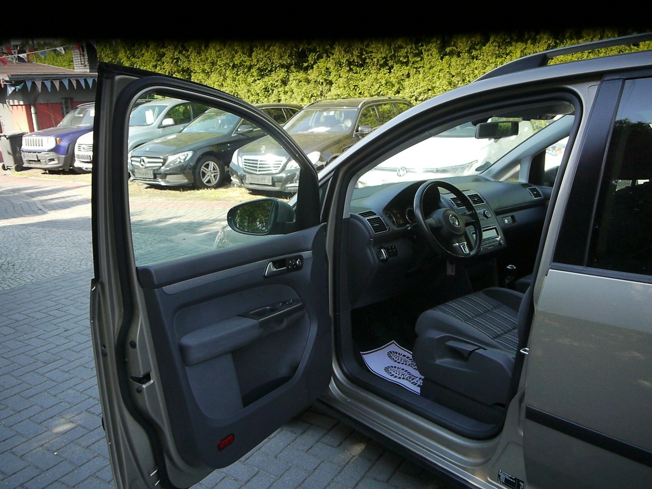 Volkswagen Touran - Zdjęcie 32