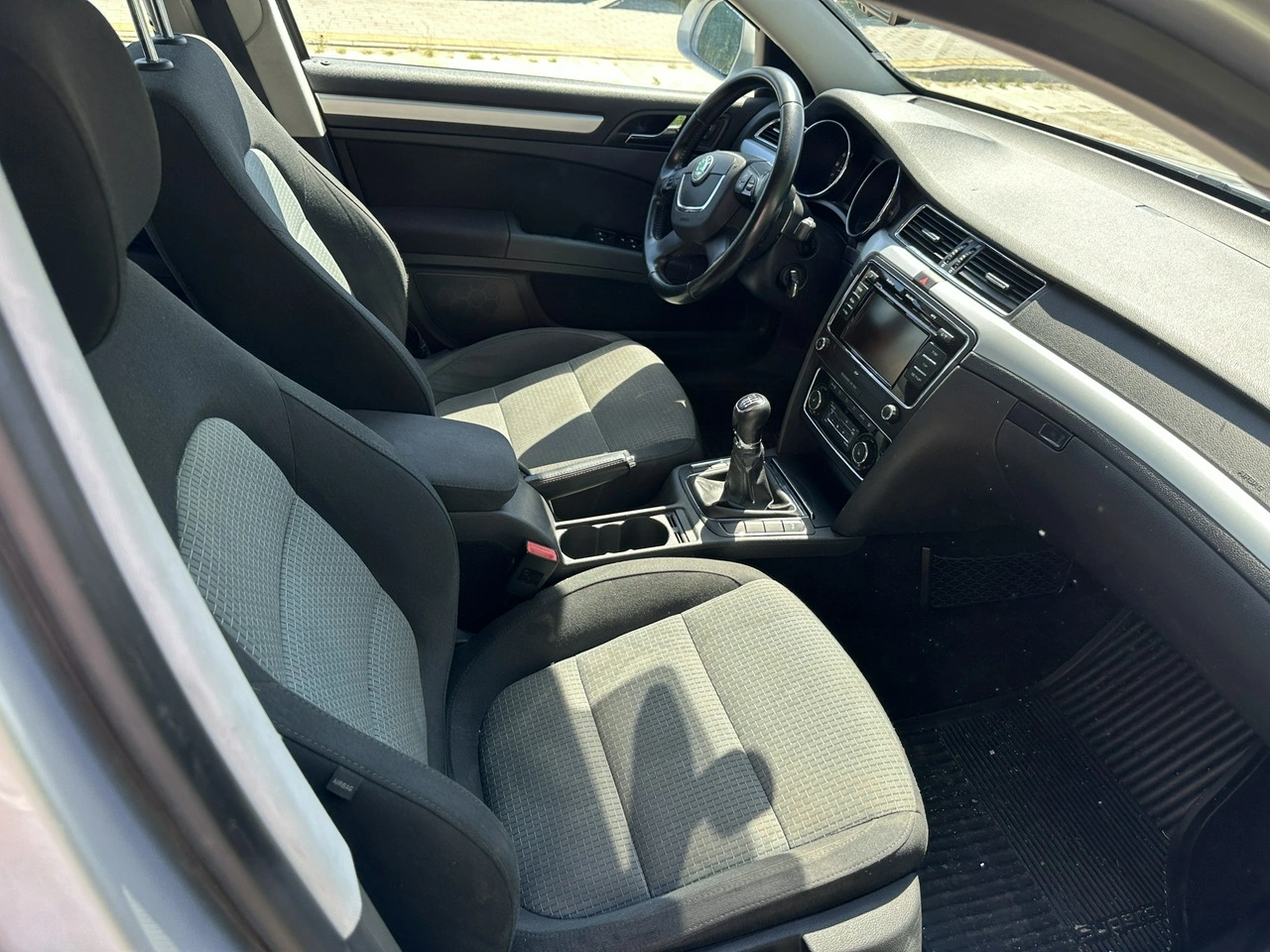 Skoda Superb - Zdjęcie 13