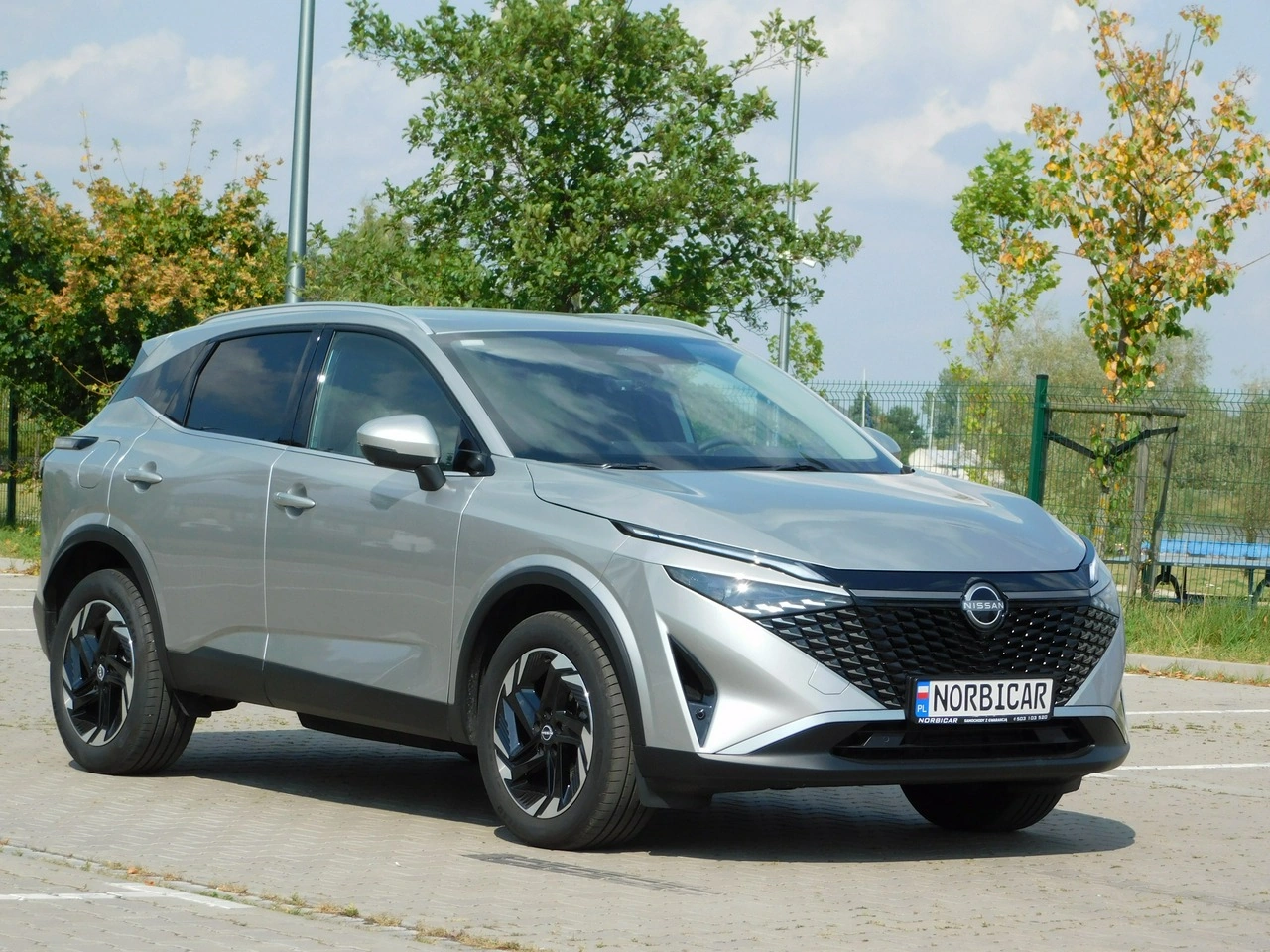 Nissan Qashqai - Zdjęcie 2
