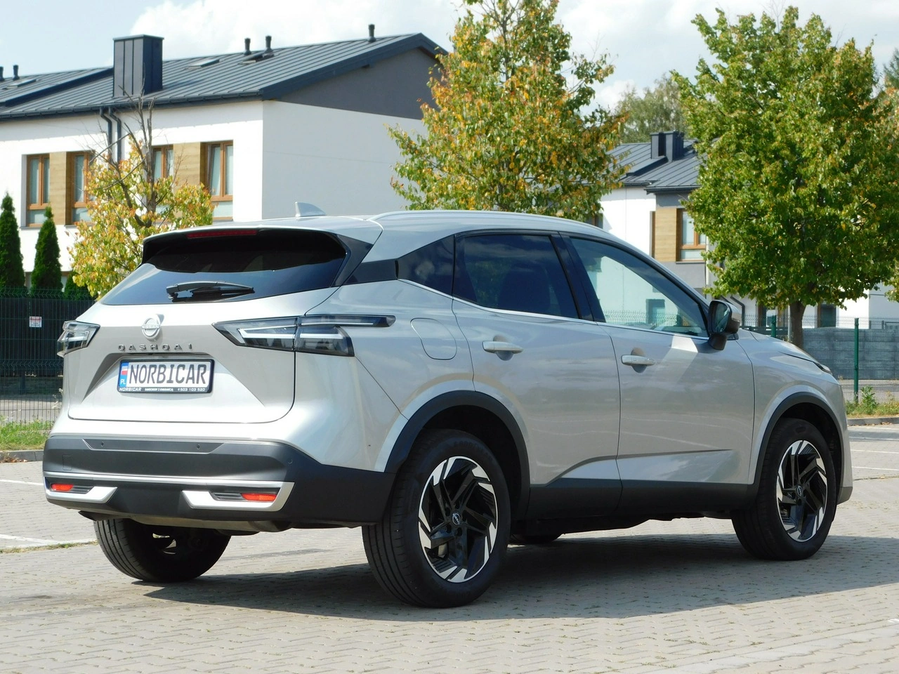 Nissan Qashqai - Zdjęcie 4