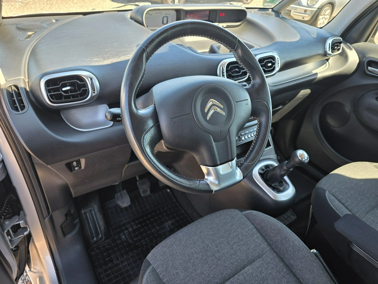 Citroën C3 Picasso - Zdjęcie 28