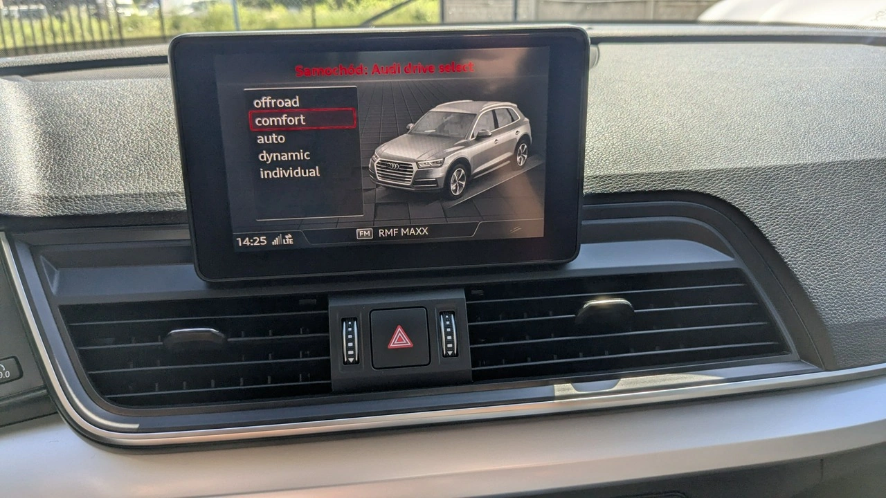 Audi Q5 - Zdjęcie 28