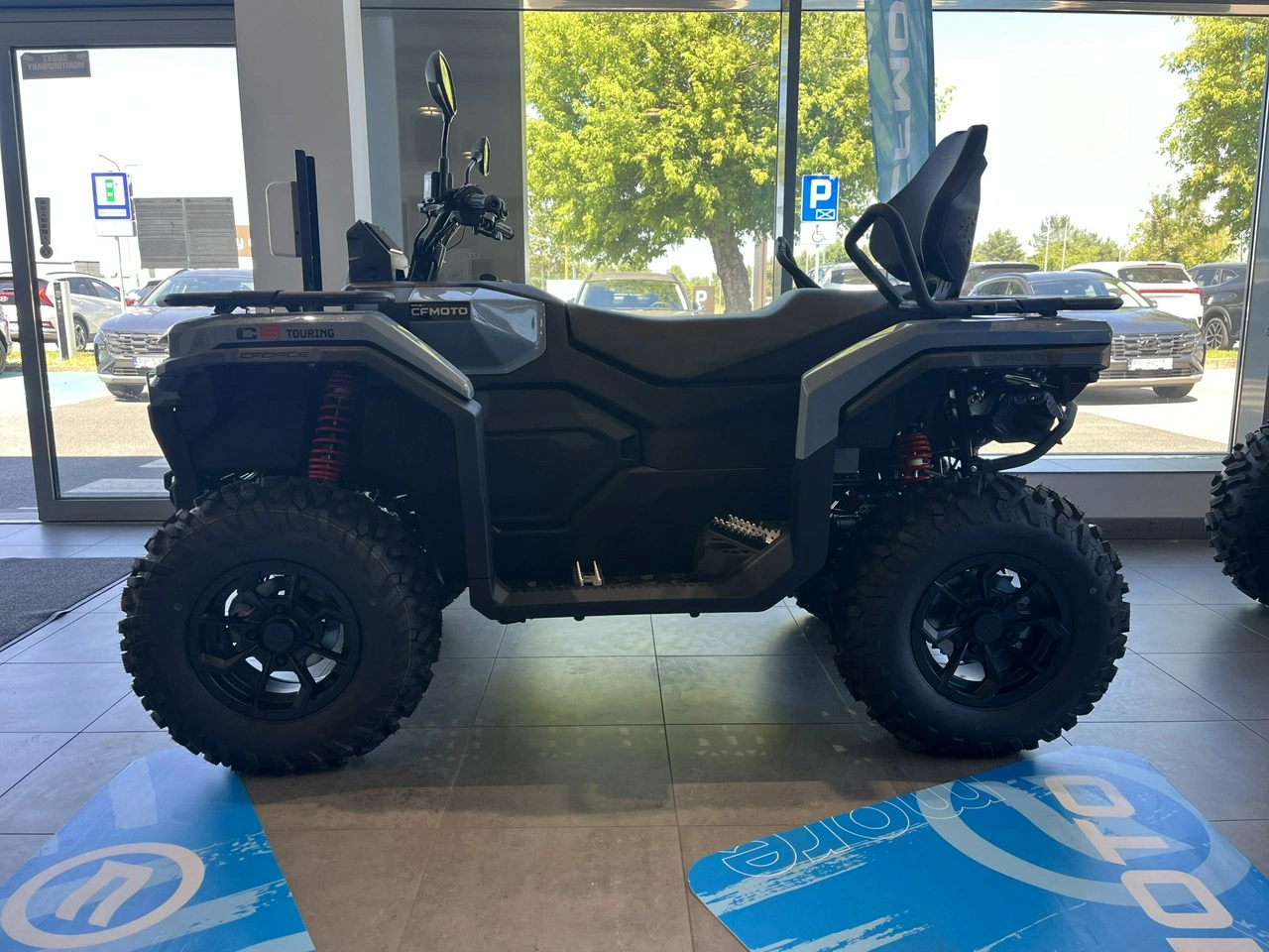 CF Moto C-Force - Zdjęcie 1