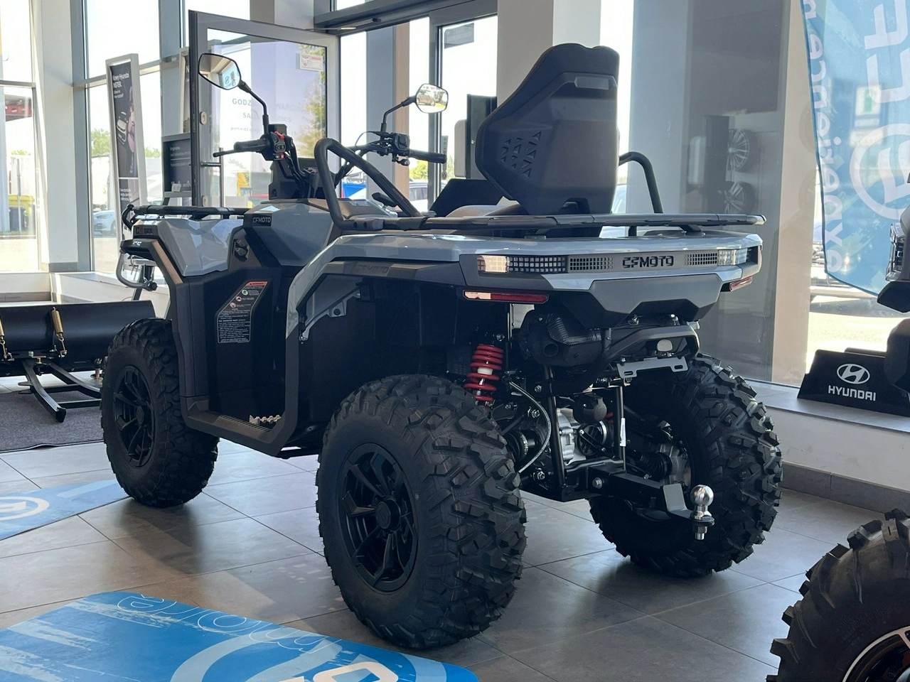 CF Moto C-Force - Zdjęcie 2