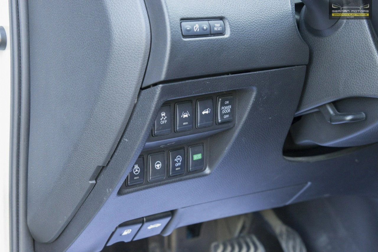 Nissan X-Trail - Zdjęcie 26