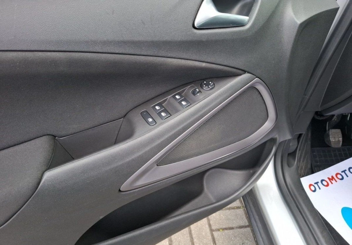 Opel Crossland X - Zdjęcie 15