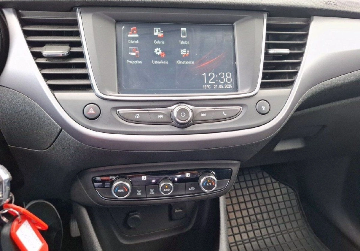Opel Crossland X - Zdjęcie 22