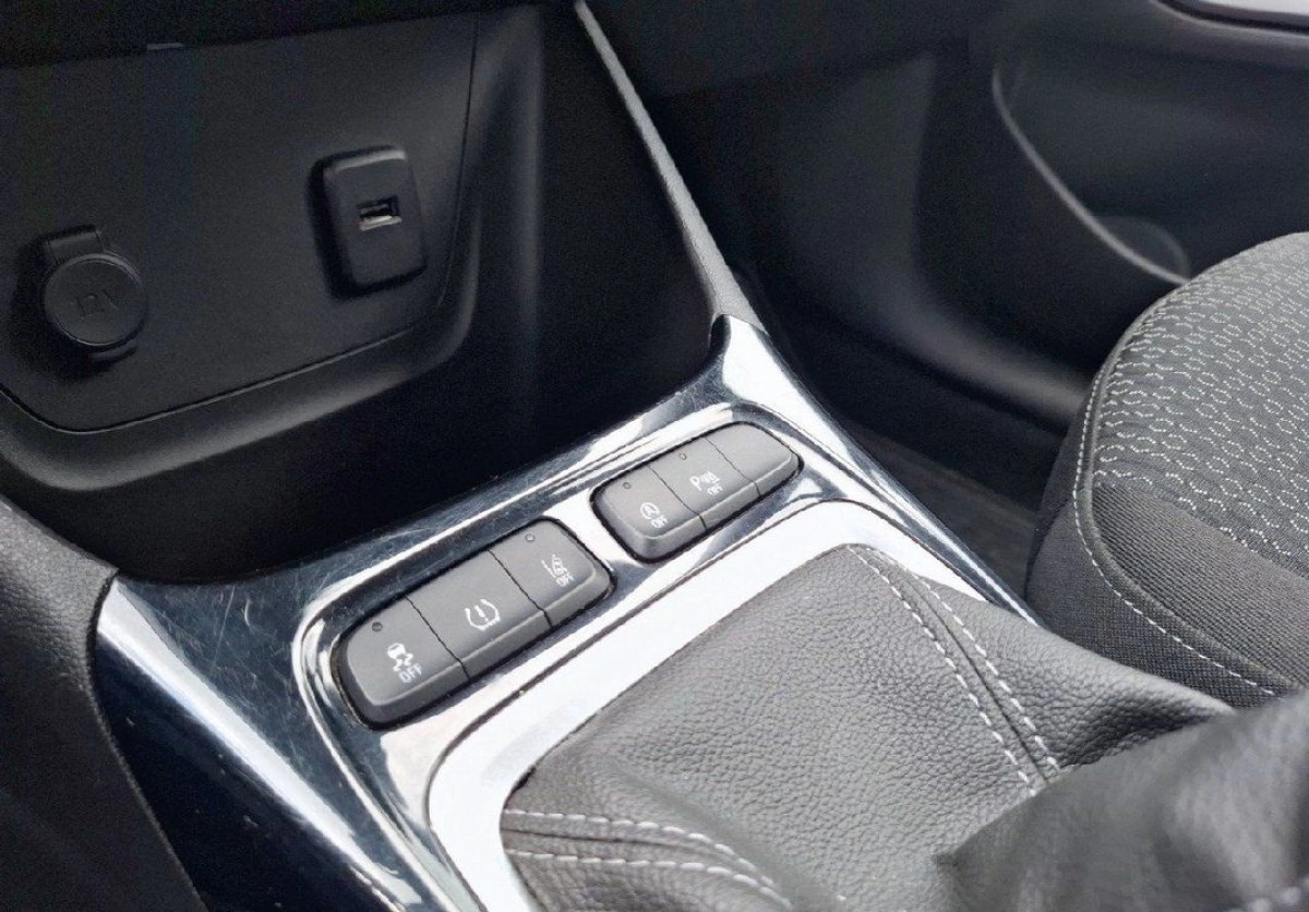 Opel Crossland X - Zdjęcie 23