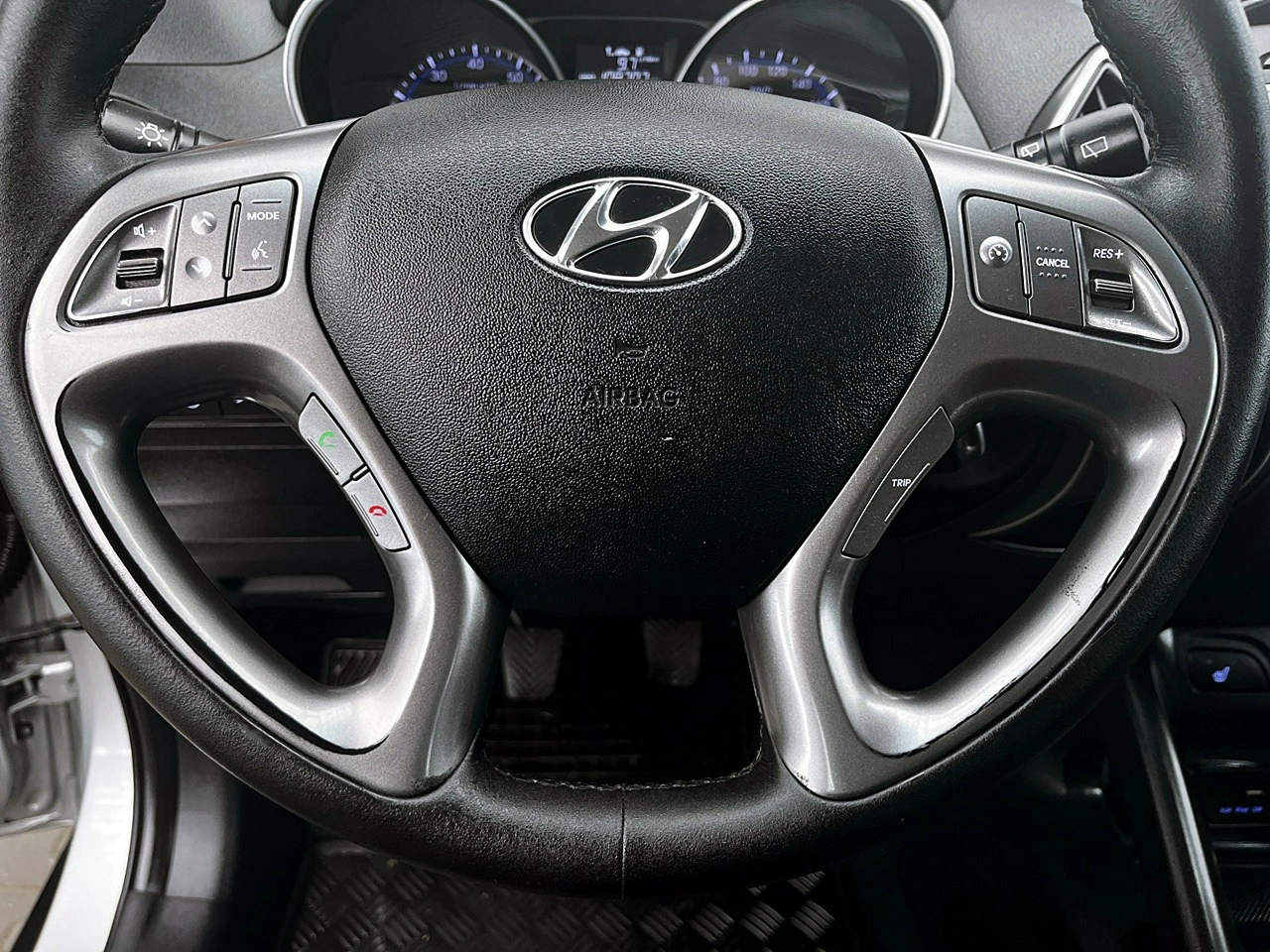 Hyundai ix35 - Zdjęcie 18