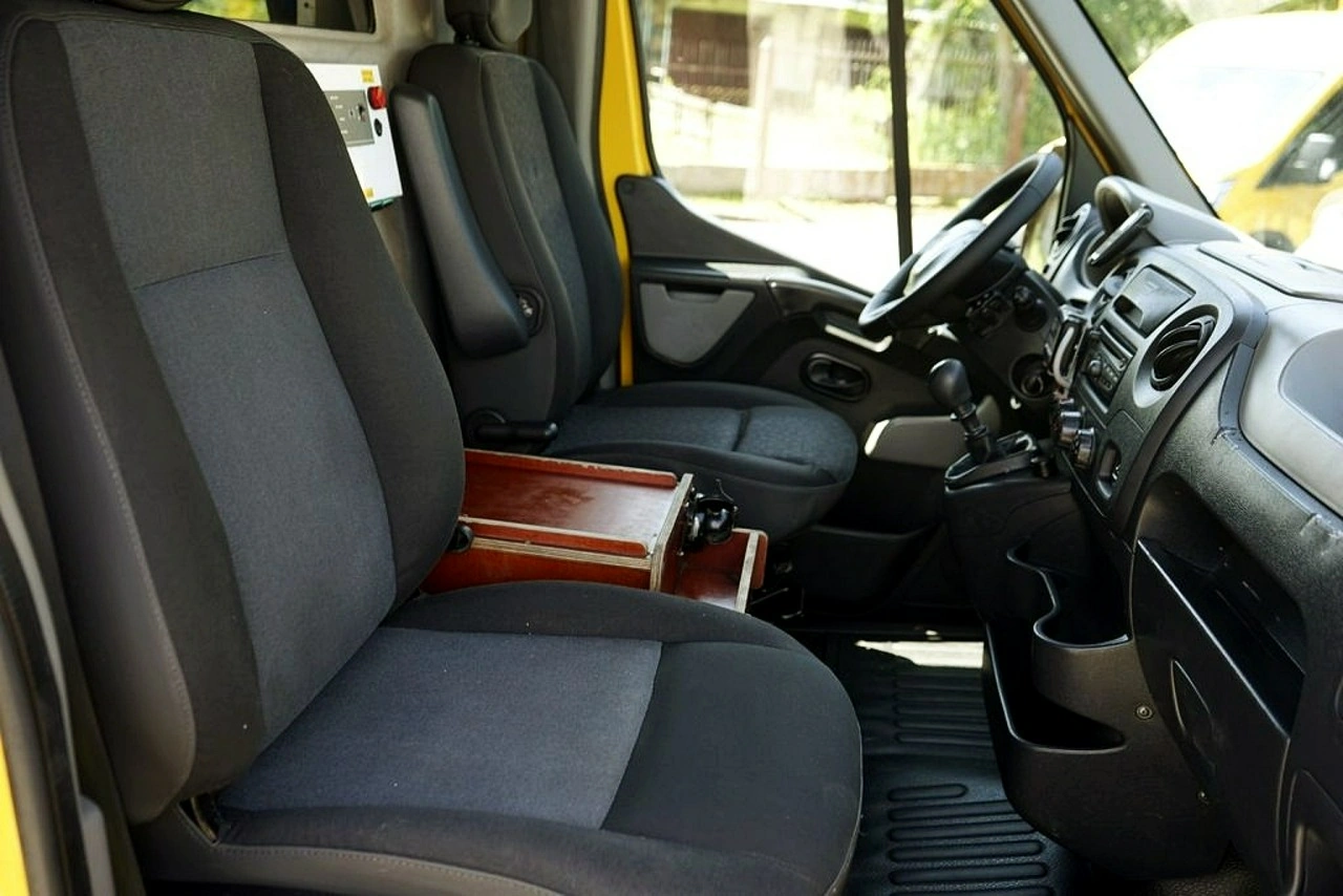 Renault Master - Zdjęcie 15