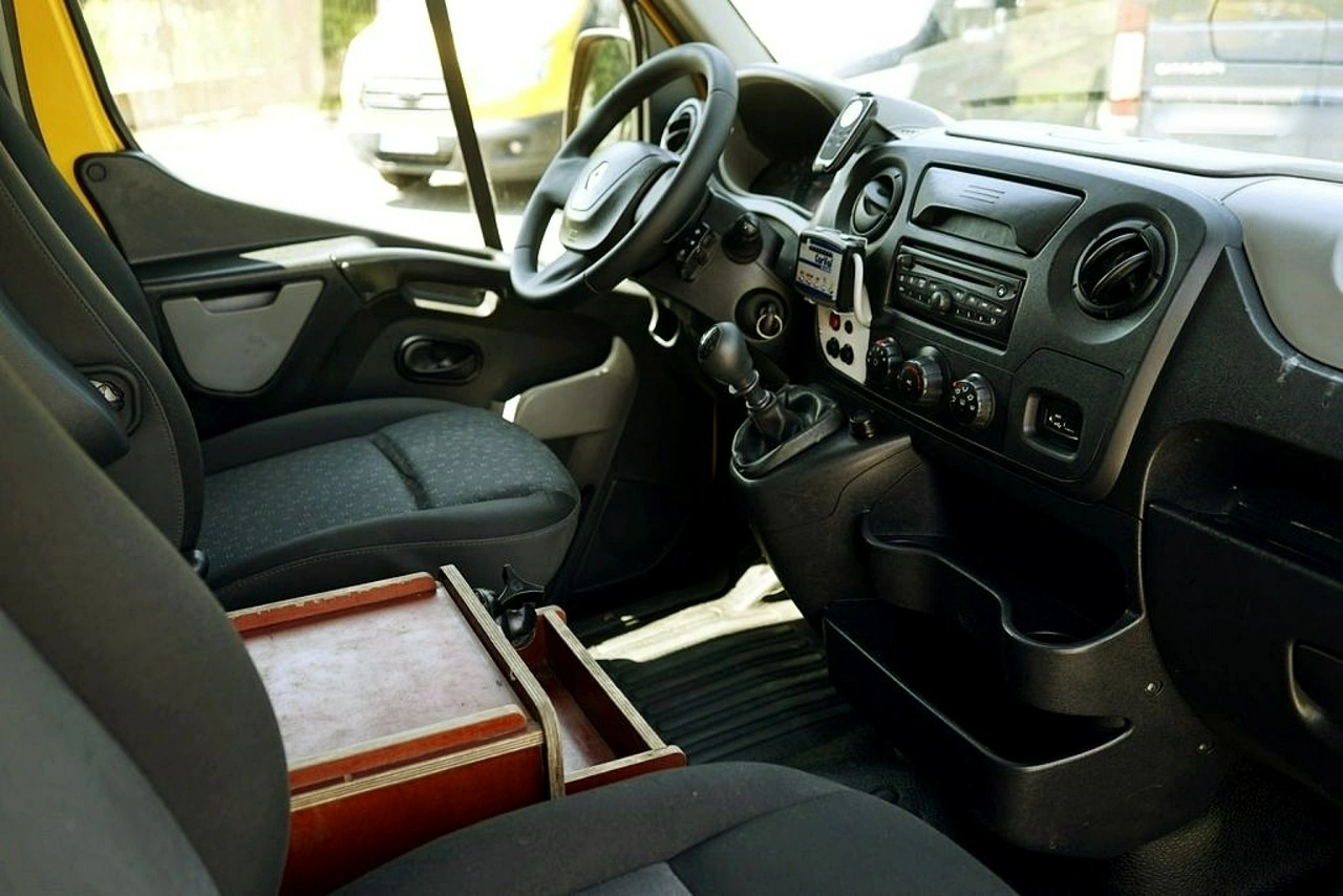 Renault Master - Zdjęcie 17