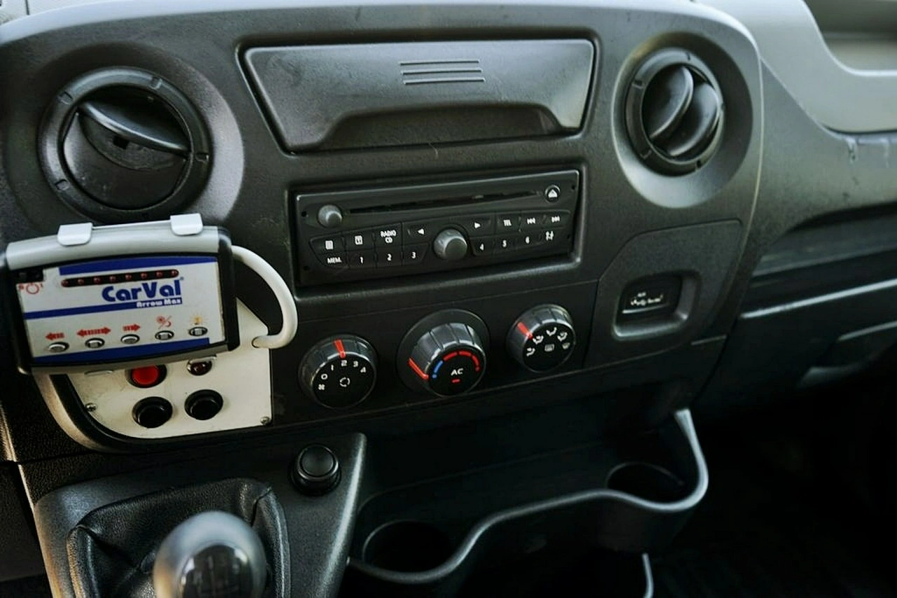 Renault Master - Zdjęcie 19