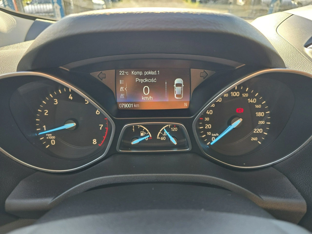 Ford Kuga - Zdjęcie 24